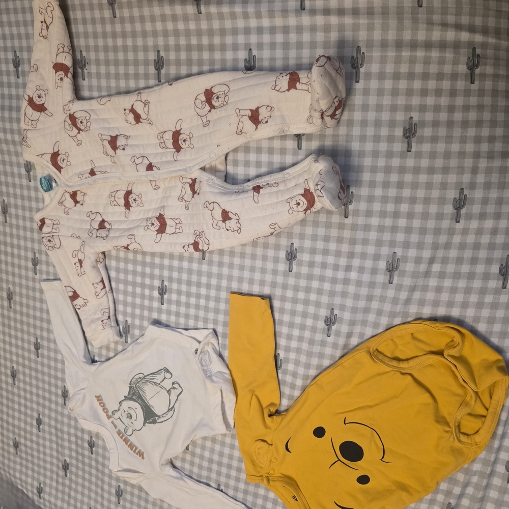 H&M White and Yellow Baby Footies with Bear Prints
